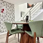 Atlantic Harmony Residences 度假居 *